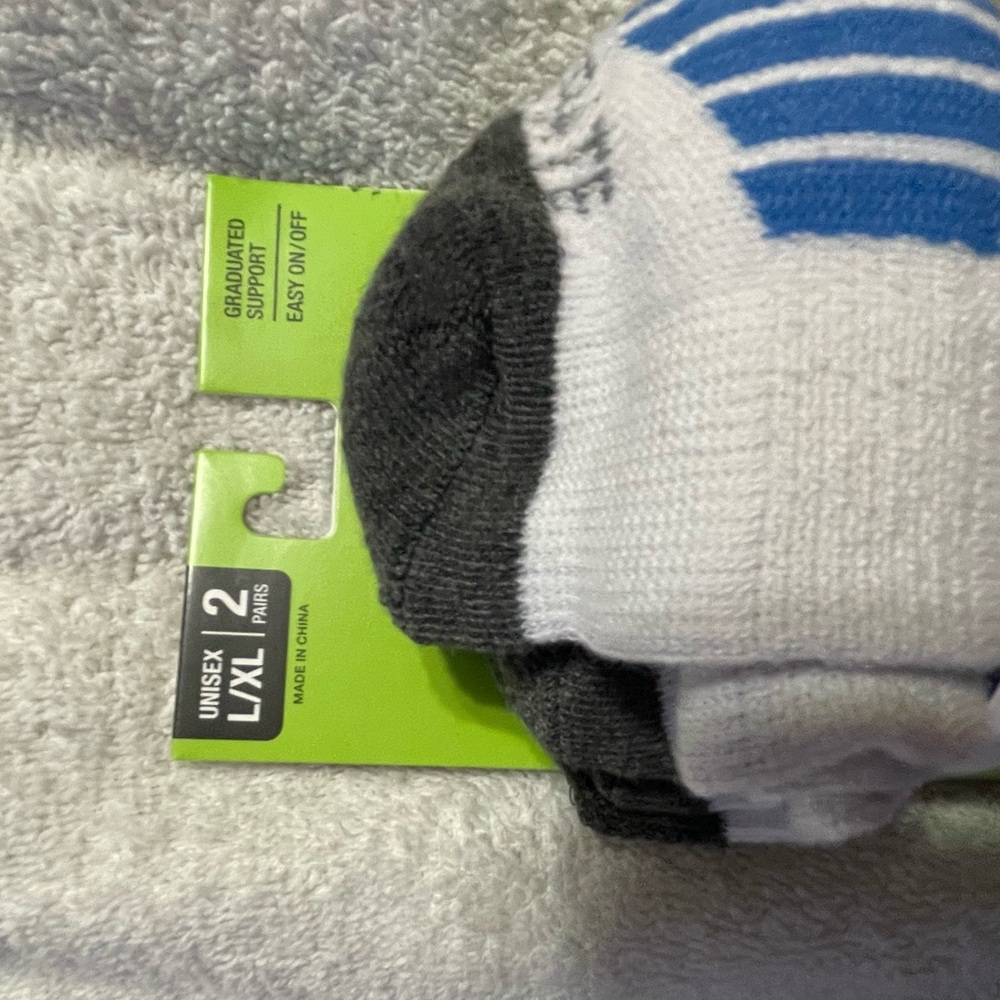 Free New men’s/women’s socks with purchase of women’s broyen shoes.  L/XL. New! - Picture 3 of 3